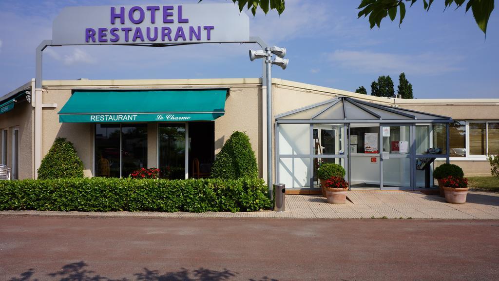 Charme Hotel En Beaujolais เบลล์วิลล์-ซัวร์-ซอน ภายนอก รูปภาพ