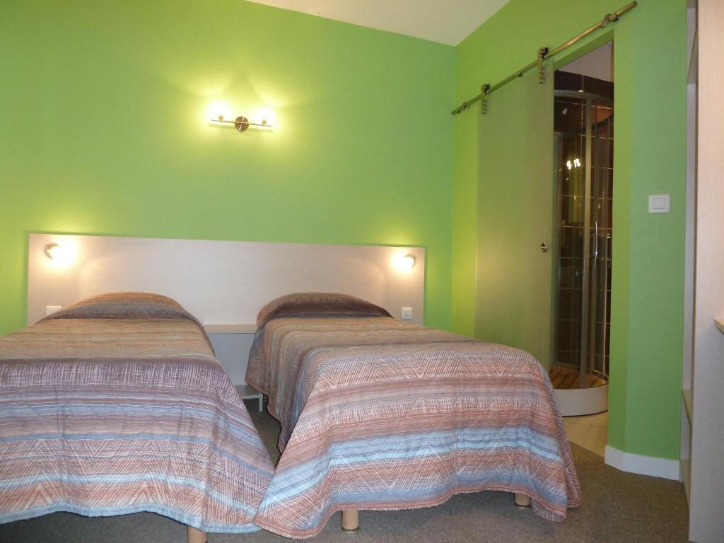 Charme Hotel En Beaujolais เบลล์วิลล์-ซัวร์-ซอน ภายนอก รูปภาพ