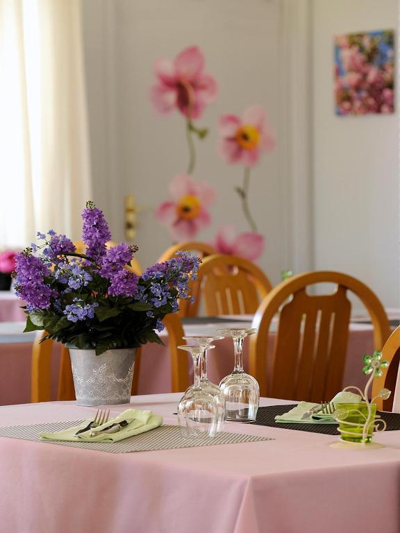 Charme Hotel En Beaujolais เบลล์วิลล์-ซัวร์-ซอน ภายนอก รูปภาพ